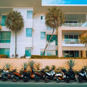 13 Tone Màu Film Tươi Sáng Và Bão Hoà Đến Từ NAG Người Nga (XMP/DNG)