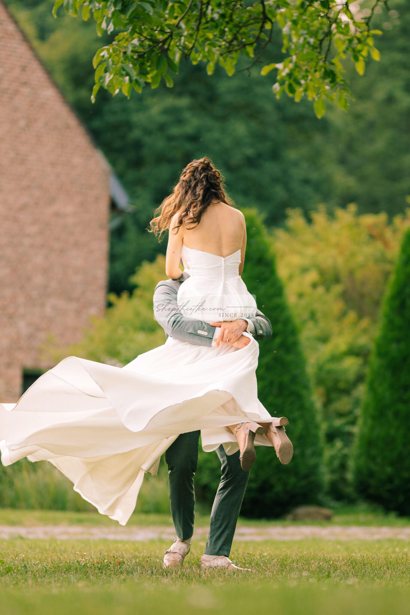 The Power Of Film – Chất Ảnh Phim Kết Hợp Sự Tinh Tế Hiện Đại Cho Ảnh Cưới (XMP) 43 shopthietke com SYM 1180