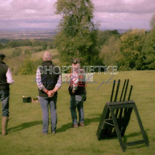 Preset Lightroom Điện Ảnh – Cảm Hứng Từ Wong Kar Wai, Kurosawa & Tarkovsky (XMP) 16 shopthietke com Preset sample 1 2 scaled