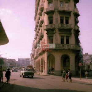 Preset Lightroom Điện Ảnh – Cảm Hứng Từ Wong Kar Wai, Kurosawa & Tarkovsky (XMP) 18 shopthietke com Preset sample 3 scaled