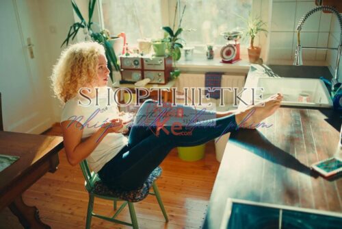 Bộ Preset Giả Lập Phim 16mm – Hiệu Ứng Analog Thô Mộc & Chân Thực (XMP/ Profile)