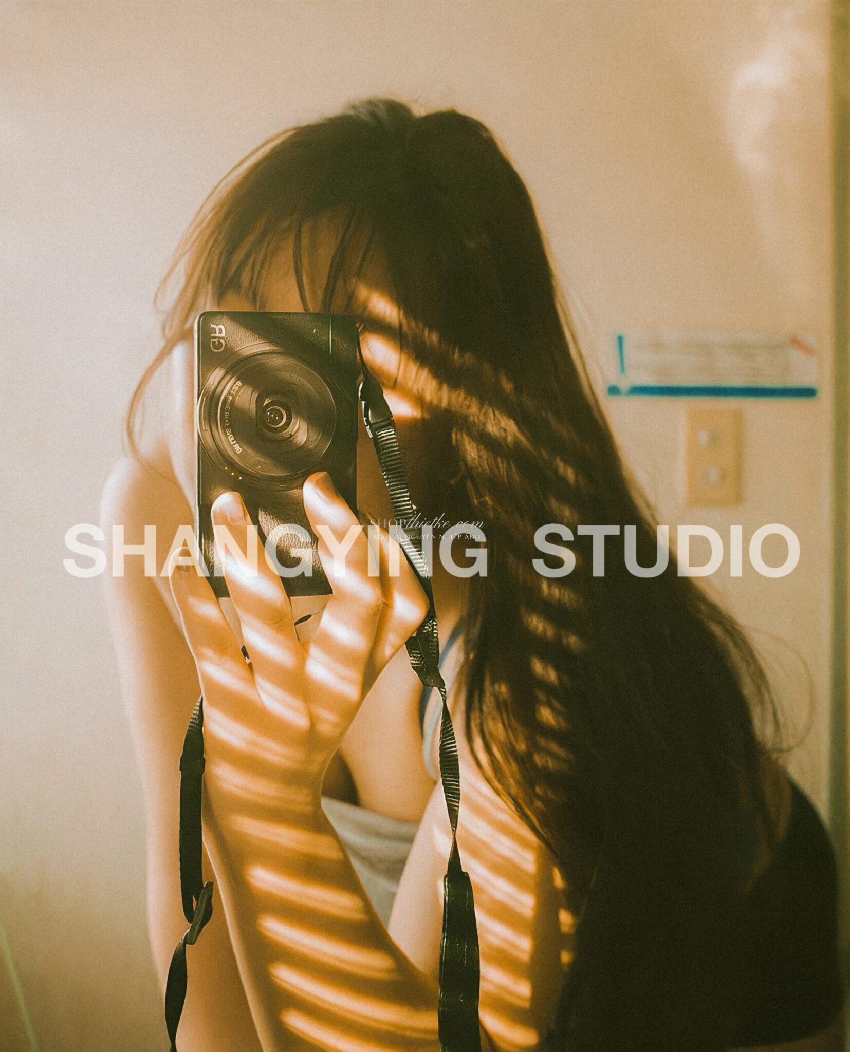 07 Preset Fuji X-Series Cổ Điển – Mô Phỏng Phim Fuji Trên Lightroom & Video (XMP/LR/DNG/CUBE) 4 shopthietke com Shopthietke.com 190 scaled