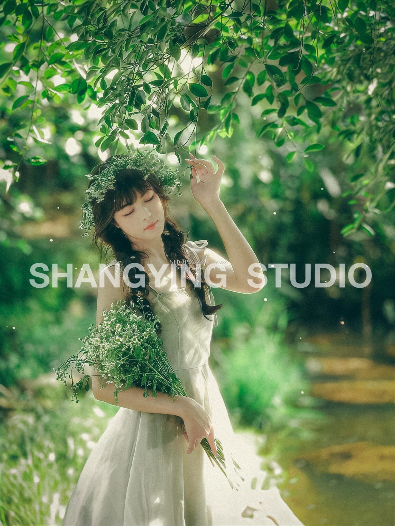 27 Preset & LUT "Forest Girl" – Tone Xanh Rừng, Nhẹ Nhàng & Cổ Điển (XMP/CUBE) 16 shopthietke com Shopthietke.com 355