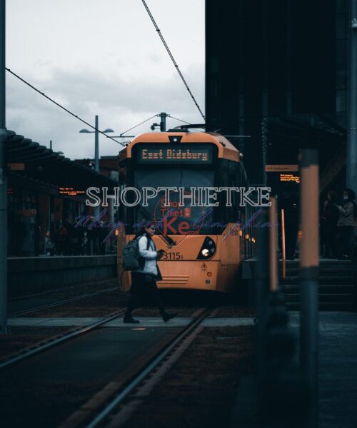 Blue Steele – Preset Cinematic Lạnh Đầy Cảm Xúc (XMP)