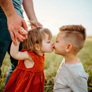 The ROOTS Pack Root + Bud: 13 Preset Lightroom Cho Phong Cách Retro 70s (XMP)