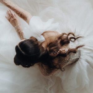 Vicky Baumann MUSE Vol. 1: Preset Lightroom Cho Tông Màu Nâu Đất Đẹp Mắt (XMP)