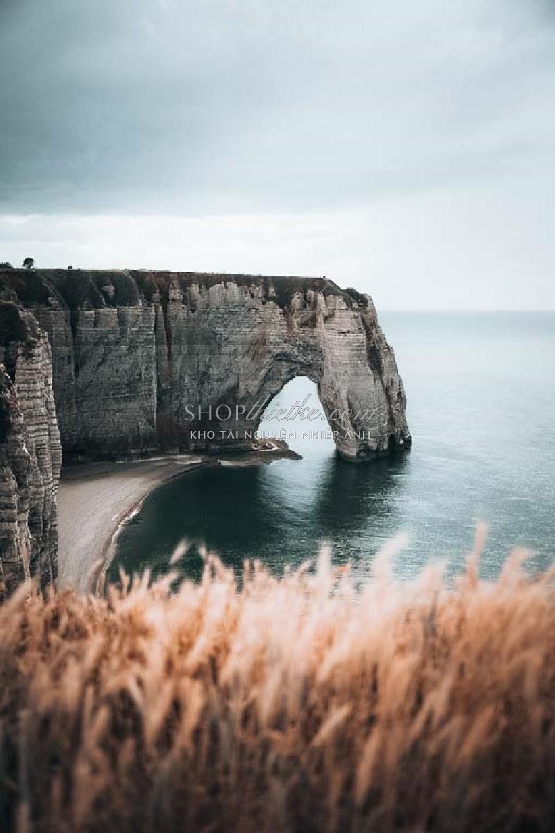 Bộ 94 Preset Presetszone 2025 - Giải Pháp Chỉnh Màu Đa Phong Cách Cho Mọi Thể Loại Ảnh (XMP/DNG/CUBE) 50 shopthietke com No13 Etretat