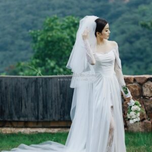 13 Preset Ảnh Cưới Dark Mood - Xu Hướng Xiaohongshu 2025 Đầy Tinh Tế (XMP/DNG/CUBE)