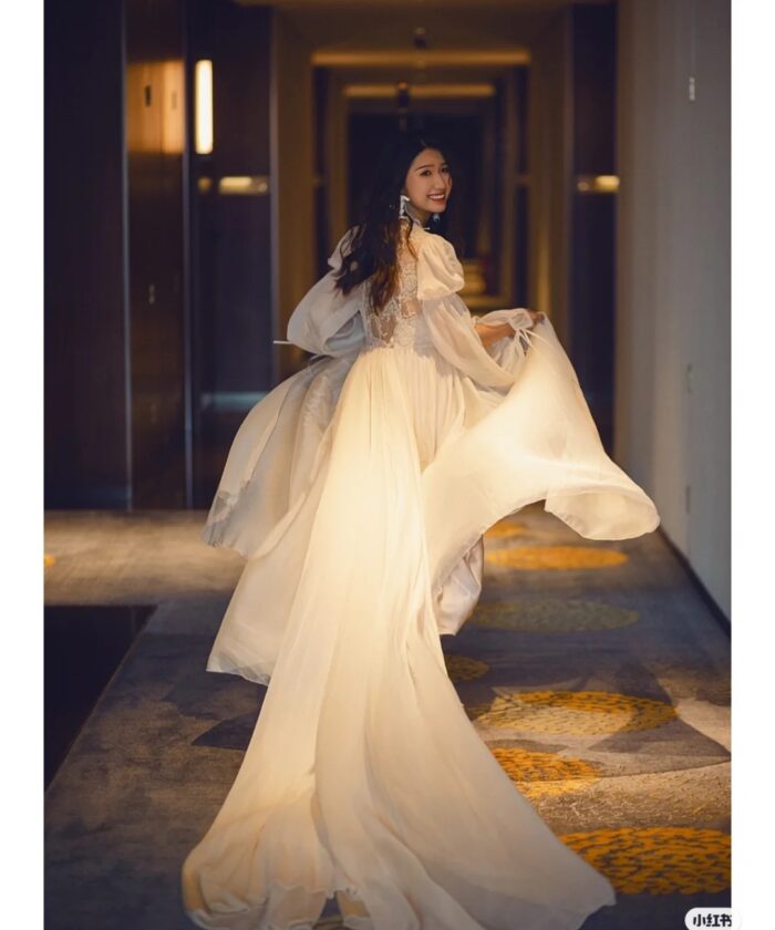 13 Preset Ảnh Cưới Dark Mood - Xu Hướng Xiaohongshu 2025 Đầy Tinh Tế (XMP/DNG/CUBE) 16 shopthietke com Shopthietke.com 14