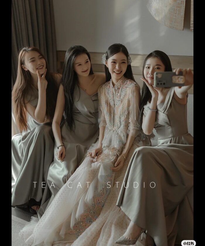 13 Preset Ảnh Cưới Dark Mood - Xu Hướng Xiaohongshu 2025 Đầy Tinh Tế (XMP/DNG/CUBE) 21 shopthietke com Shopthietke.com 8