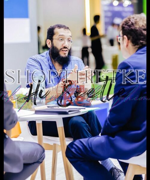 Preset Doanh Nghiệp - 25 Mẫu Màu Chuyên Nghiệp Cho Ảnh Hội Nghị (XMP/CUBE)