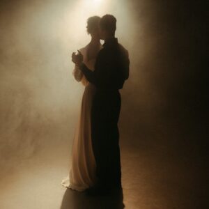 ETHEREAL Preset Pack Của Nina & Darek Cho Ảnh Cưới Và Chân Dung (XMP)