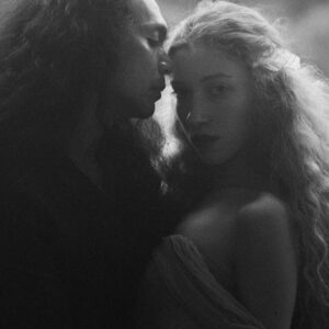 ETHEREAL Preset Pack Của Nina & Darek Cho Ảnh Cưới Và Chân Dung (XMP)