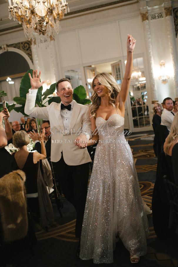 Bộ Preset Nhiếp Ảnh Chuyên Nghiệp 2025 – Tông Ấm, Trắng Sáng, Chuẩn Màu Studio (XMP) 15 shopthietke com dvlop kmp dtd 15