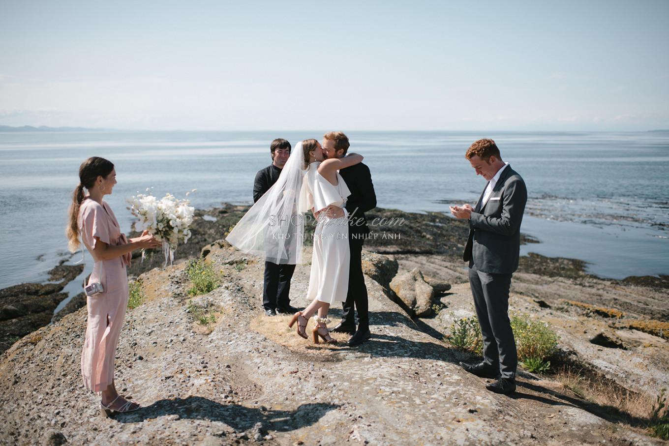 Bộ Preset Nhiếp Ảnh Chuyên Nghiệp 2025 – Tông Ấm, Trắng Sáng, Chuẩn Màu Studio (XMP) 13 shopthietke com dvlop kmp dtd 17