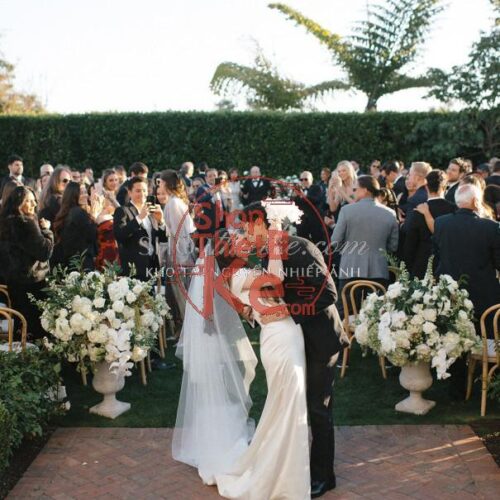 Bộ Preset Nhiếp Ảnh Chuyên Nghiệp 2025 – Tông Ấm, Trắng Sáng, Chuẩn Màu Studio (XMP)