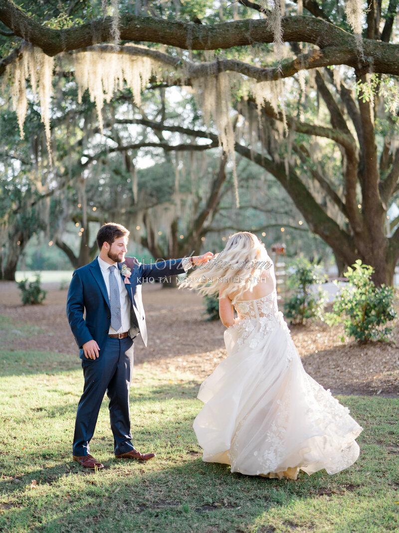 Lauren Fair Presets – Bộ Preset Lightroom Lấy Cảm Hứng Từ Film Fuji400H (XMP) 124 shopthietke com lfpresets beforeafters fujifilm 400h lauren fair neutral 012
