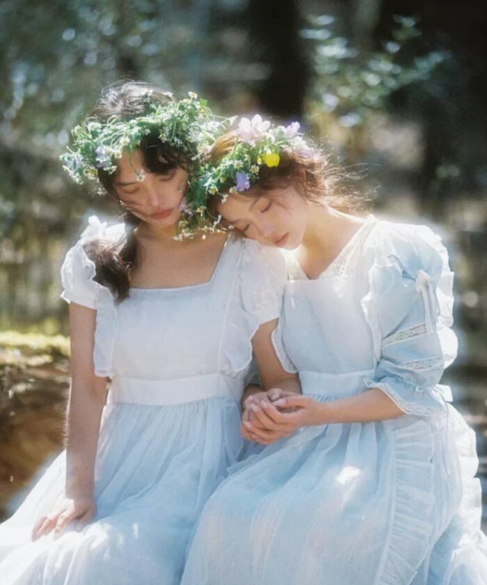 Preset Lightroom Pháp – 31 Tone Màu Retro Điện Ảnh & Oil Painting (XMP)