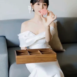 Bộ Preset Ảnh Cưới Từ Nhiếp ảnh gia Wu Mengli – Phong Cách Film Look Tinh Tế & Hiện Đại (XMP)