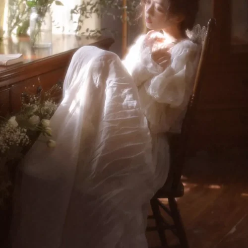 08 Preset Pháp cổ điển Baroque – Màu film retro siêu đẹp cho Lightroom & Photoshop (XMP/DNG/CUBE)