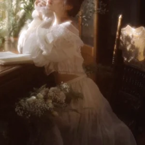 08 Preset Pháp cổ điển Baroque – Màu film retro siêu đẹp cho Lightroom & Photoshop (XMP/DNG/CUBE)