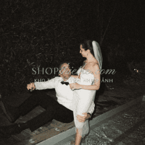 9 Preset Tông Phim Cổ Điển – Tạo Ảnh Đẹp Chuẩn Film Look Chỉ Với 1 Click (XMP)