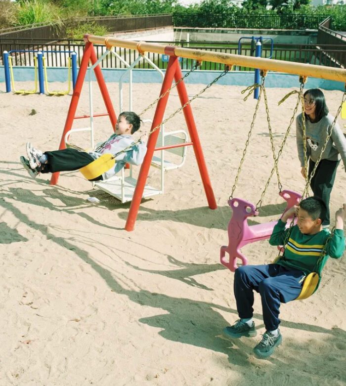 Tải Preset Giả Lập Pro400H SP3000 Film Cinematic Cho Ảnh RAW JPG (XMP/CUBE)