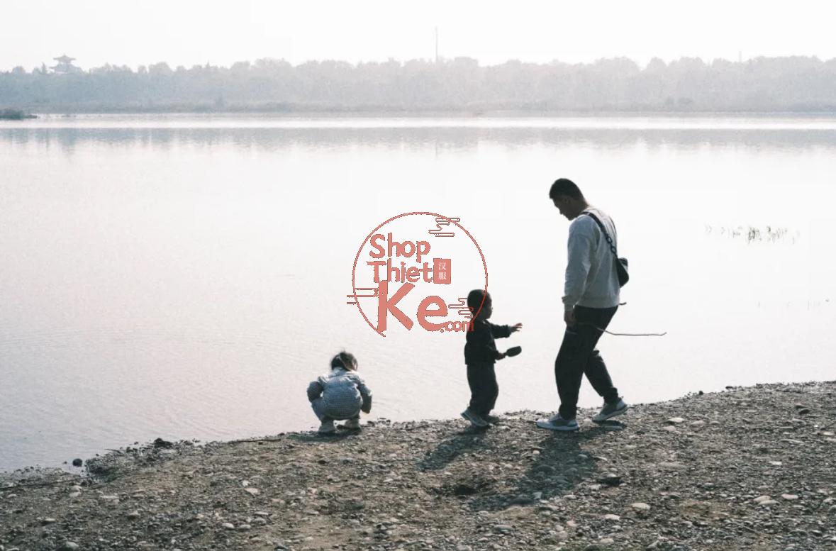 Preset Giả Lập Kodak Gold 200 SP3000 – Màu Phim Hoài Niệm Sắc Nét (XMP/CUBE) 8 shopthietke com Shopthietke.com 179