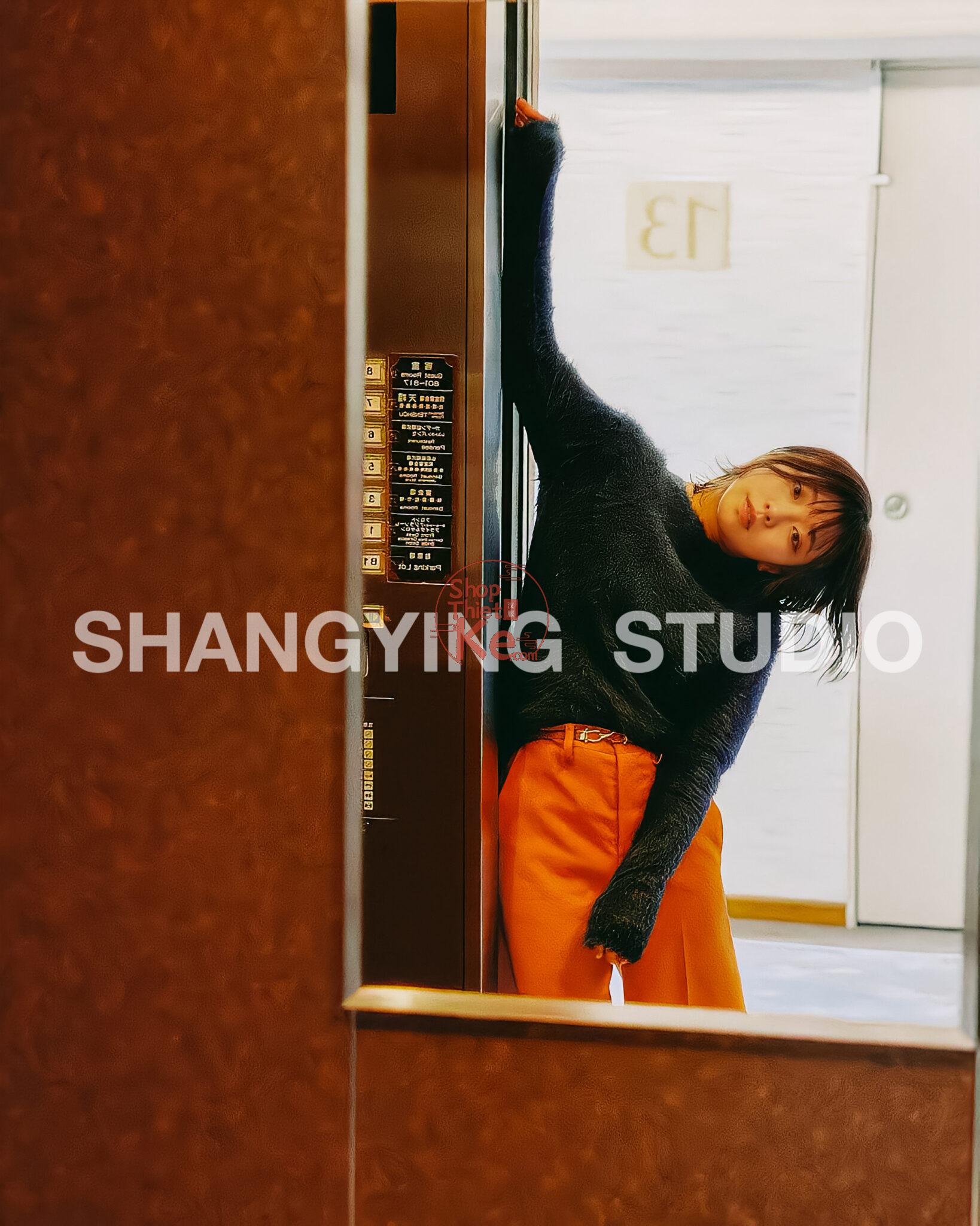 Bộ 29 Preset & LUT Phim Kodak Gold 200 Tông Ấm Cho Chân Dung & Street Style (XMP/DNG/CUBE) 18 shopthietke com Shopthietke.com 372 scaled