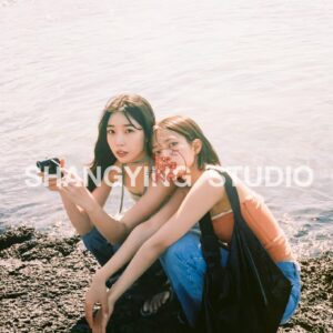 Bộ 29 Preset & LUT Phim Kodak Gold 200 Tông Ấm Cho Chân Dung & Street Style (XMP/DNG/CUBE)