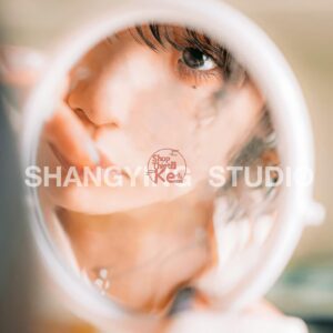 Bộ 29 Preset & LUT Phim Kodak Gold 200 Tông Ấm Cho Chân Dung & Street Style (XMP/DNG/CUBE)