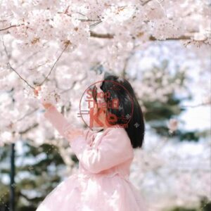 Sakura Film Preset Collection – 17 Tông Màu Phim Hồng Nhẹ Như Hoa Anh Đào (XMP/DNG/CUBE/COS)