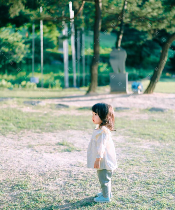 Outdoor Kids Preset – 16 Tông Màu Tươi Sáng Cho Ảnh Trẻ Em (XMP/DNG/CUBE/COS)