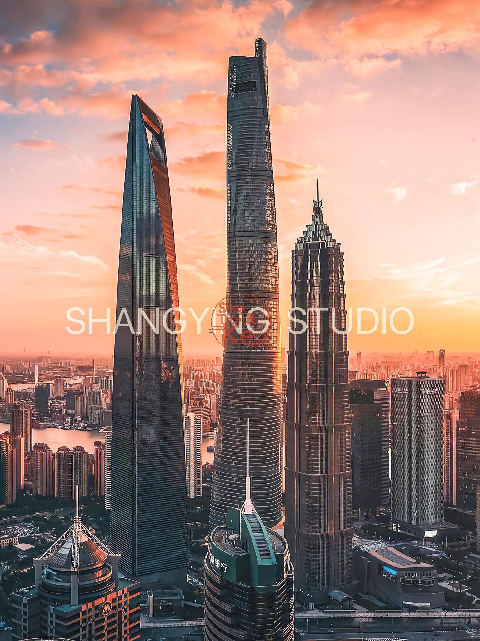 06 Urban City Lightroom Preset – Màu Film Cổ Điển Cho Đêm Phố Lung Linh (XMP/DNG/CUBE) 10 shopthietke com Shopthietke.com 481 scaled