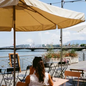 Kodak 2383 Hollywood Film LUT – Preset Màu Điện Ảnh Chuẩn Phim Trường (XMP/CUBE)