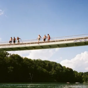 Kodak 2383 Hollywood Film LUT – Preset Màu Điện Ảnh Chuẩn Phim Trường (XMP/CUBE)