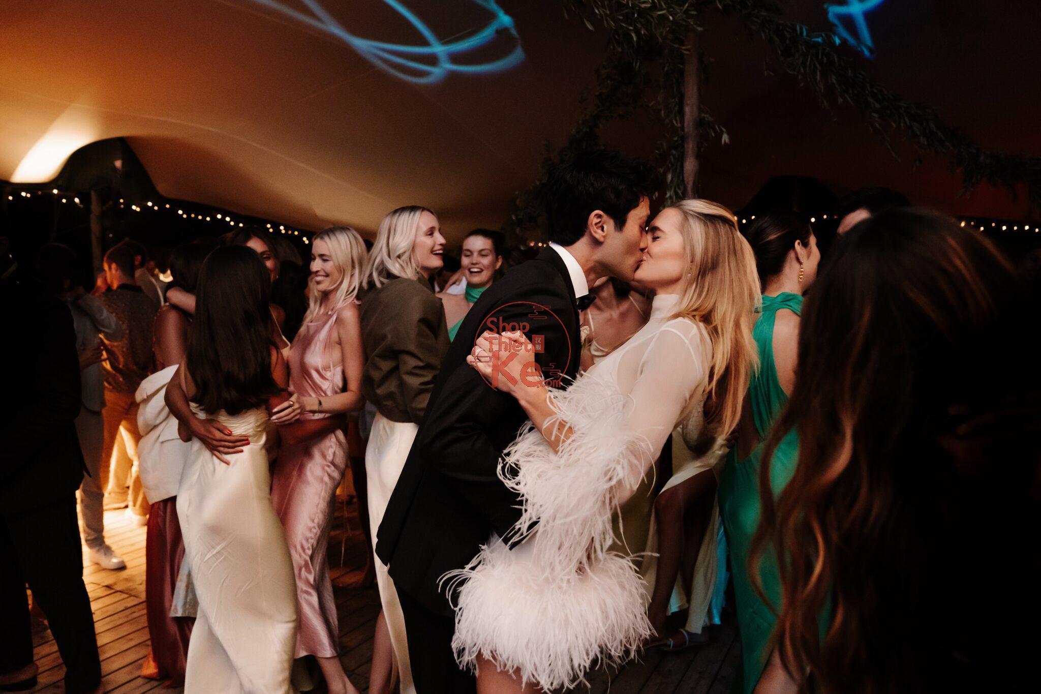 Colour Collection – Bộ Preset Cao Cấp Với 14 Năm Hoàn Thiện (XMP) 5 shopthietke com Colour Collection 6 scaled