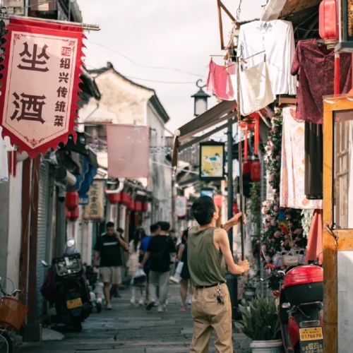 Preset Streetlife 108 Màu – Bộ Lọc Nhân Văn Đời Thường Chuẩn Documentary (XMP)