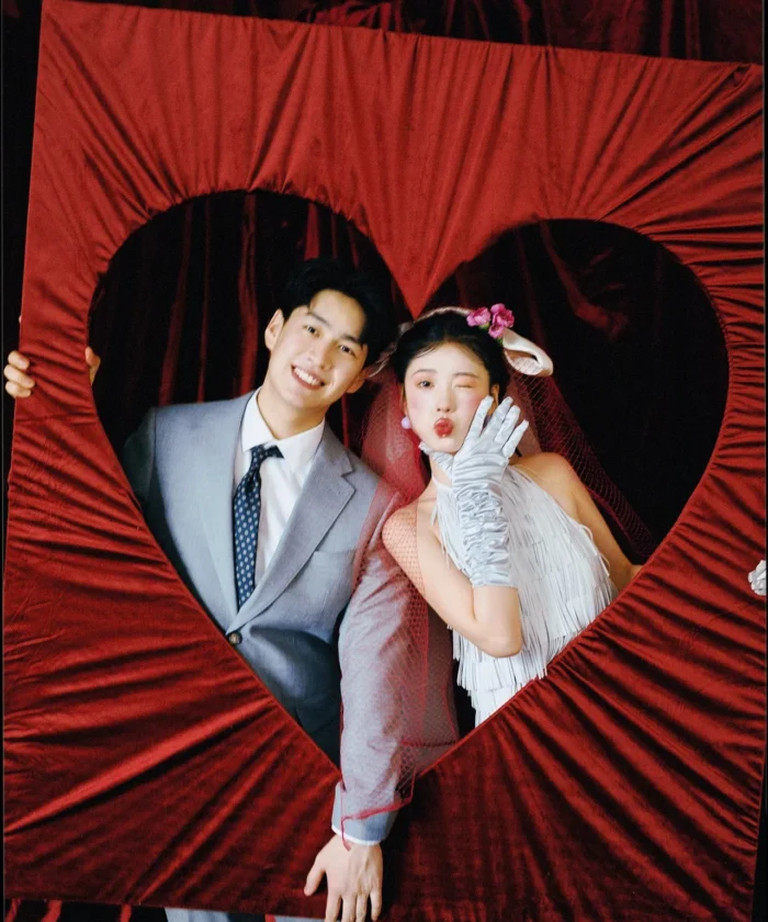 Bộ Preset Chụp Ảnh Cưới 2025 – Tông Film Cổ Điển Lấy Cảm Hứng Từ YumiTang (XMP) 19 shopthietke com Shopthietke.com 4