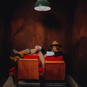 LUT #7 – Bộ LUT & Preset Màu Điện Ảnh Nghệ Thuật Cho Ảnh & Video Chuyên Nghiệp (XMP/CUBE) 34 shopthietke com 1665557777 6394af