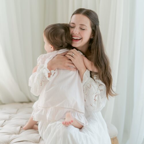 Preset REFINED Velvetier Pastel Mềm Mịn – Phong Cách Lãng Mạn, Airy & Cao Cấp (XMP) 16 shopthietke com Rachel Bond Velvetier REFINED Co 9