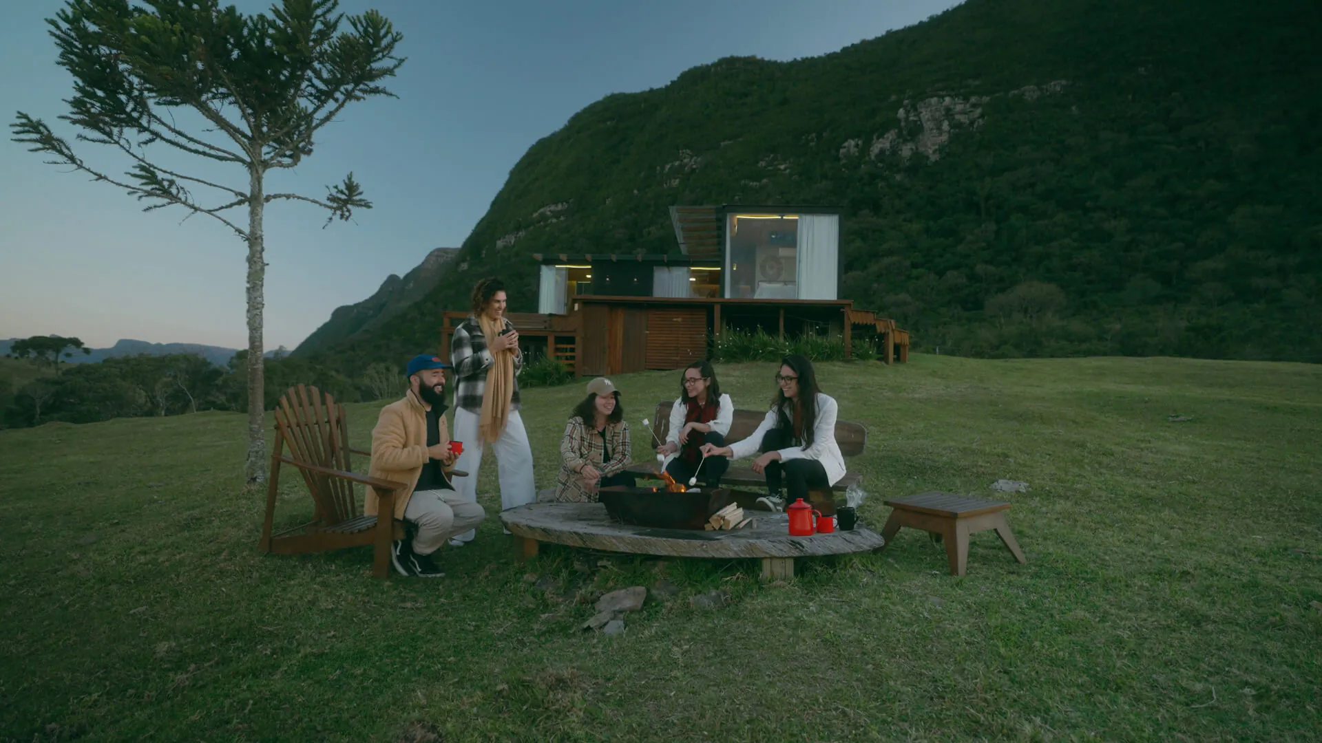 Lifesessions – Cinema Life LUTs | Bộ 6 LUT Điện Ảnh Cao Cấp Chuyển LOG Sang Màu Phim Chuẩn Cinematic (CUBE) 37 shopthietke com anh 35