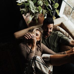 The Lightning Pack – Bộ Preset Lightroom Mạnh Mẽ, Sắc Nét Và Đậm Chất Điện Ảnh (XMP/Kèm Ảnh Gốc )