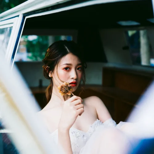 Bộ Preset Giả Lập Màu Film Kodak Điện Ảnh – Tông Màu Sâu, Dùng Được Cho Ảnh & Video (XMP/CUBE/COS) 34 shopthietke com 1 18 2 hd