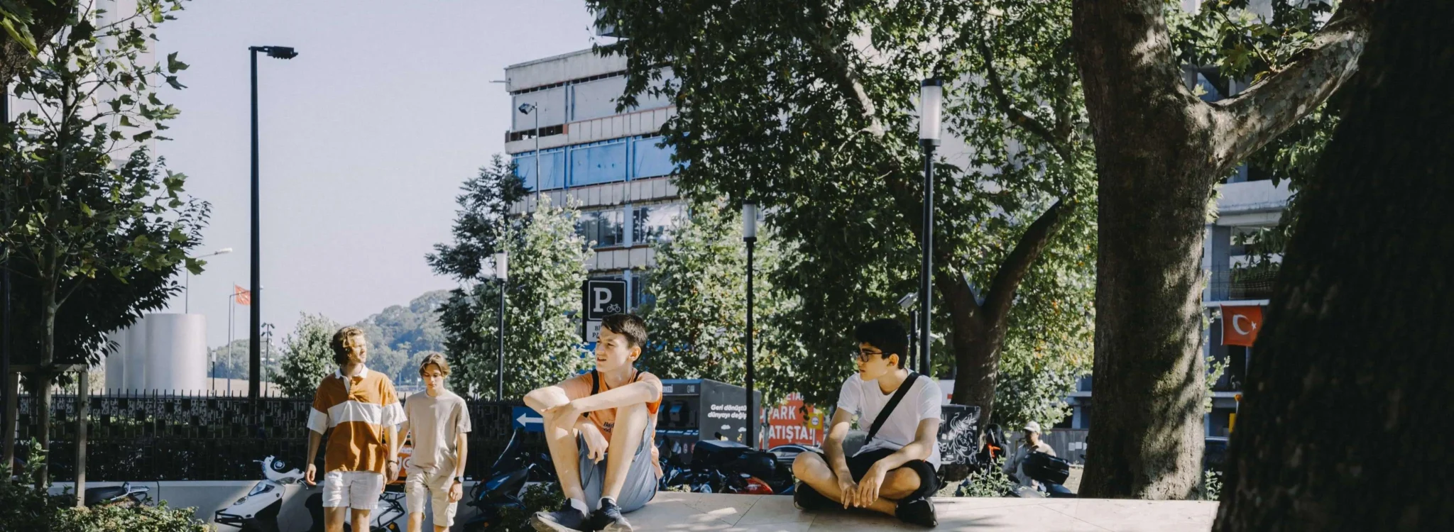 shopthietke com Shopthietke.com 63 scaled