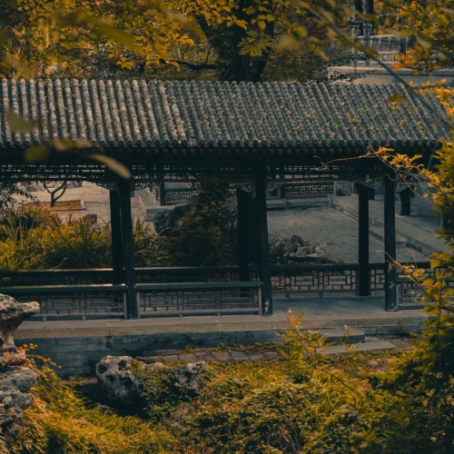 33 Preset Điện Ảnh Cổ Kiến Trúc Từ NAG Lý Minh Tinh – Tông Màu Trầm Sâu Chuẩn Cinematic (XMP/DNG)