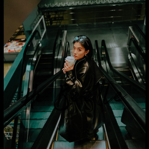 40 Preset & LUT Leica Cinema - Tông Màu Dark Gray Nghệ Thuật Cho Lightroom, Photoshop & CapCut (XMP/CUBE) 8 shopthietke com Shopthietke.com 430