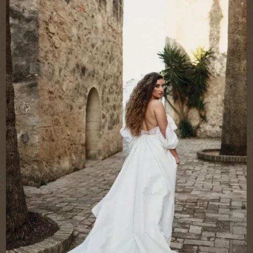 Nghệ Thuật Sắc Màu Tối Giản – Bộ Preset 2026 Khơi Nguồn Cảm Hứng Từ Sự Nguyên Bản (XMP) 27 shopthietke com A01 crunch grit border16 mila flad vividsymphonySR5 0467 web