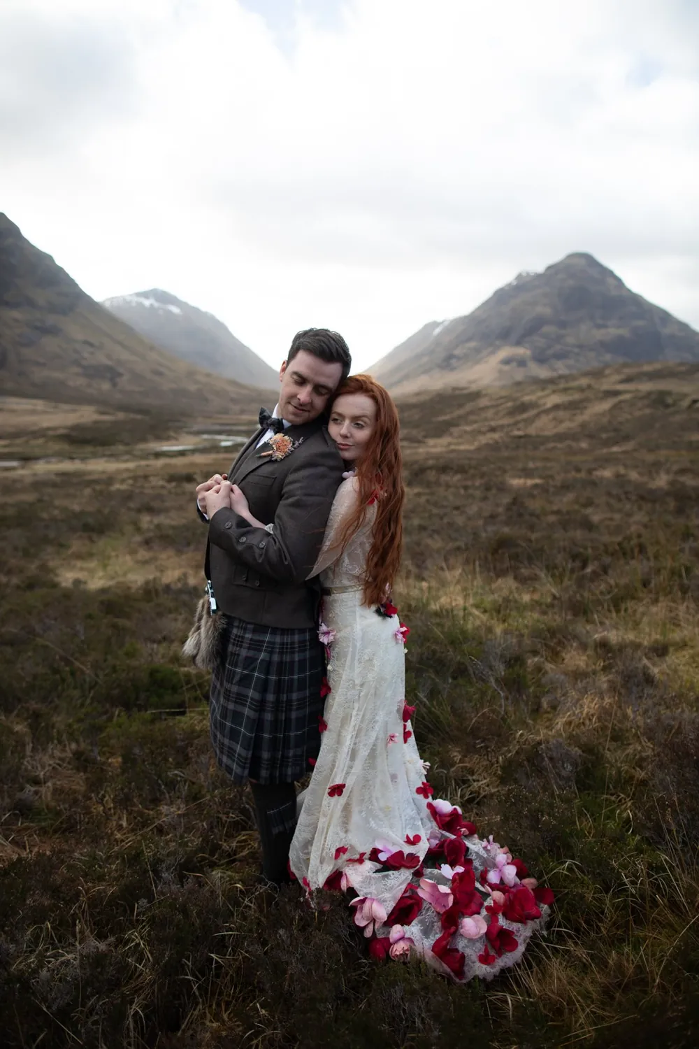 shopthietke com B02 crunch gritGAIL SECKER7Z2A2649 web