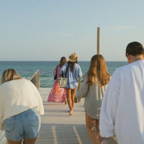 shopthietke com GIRLIES 429913 600x900 1